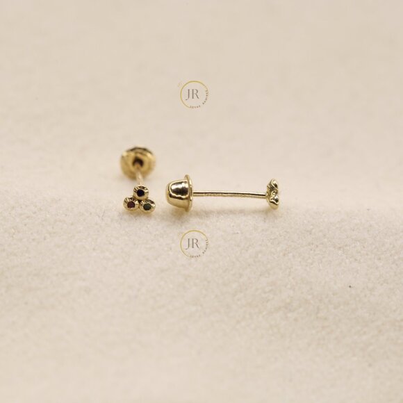 14K Solid Gold Clover Stud Earrings · Screw Back · Lucky Symbol Jewelry. - Picture 3 of 8